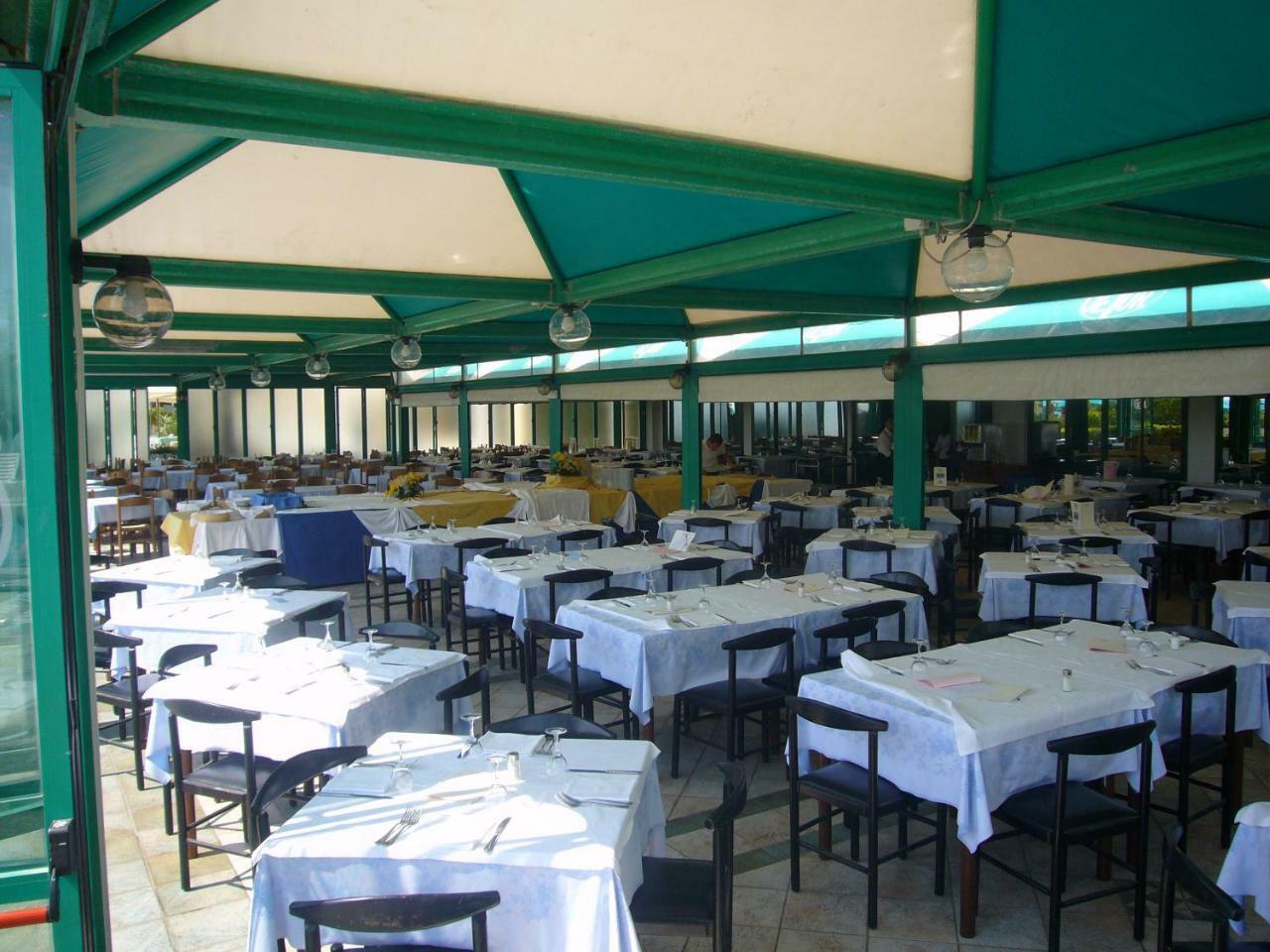 Hotel Heron 3*